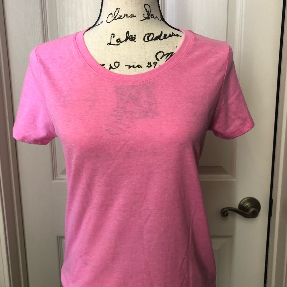 GAP Factory heathered pink s/s shirt, size medium